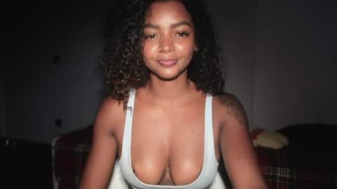 Snapshot of lexy_squirt_queen chatting on 07/28/26, 04:39 LEXY - Independent account online show from 07/28/26, 04:39