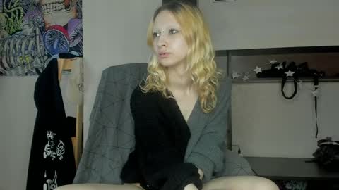 Snapshot of lexy_woorhez chatting on 05/29/26, 11:19 Lexy online show from 05/29/26, 11:19