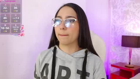 lexyblaze_ online show from 12/04/25, 11:19