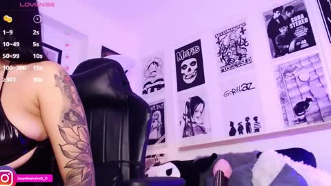 Snapshot of lexyjoyce chatting on 02/21/25, 11:10 LexyJoyce online show from 02/21/25, 11:10