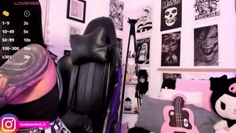 Snapshot of lexyjoyce chatting on 11/25/25, 10:32 LexyJoyce online show from 11/25/25, 10:32