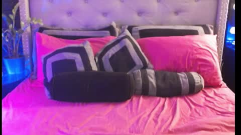 lexywetrain online show from 12/06/24, 06:26