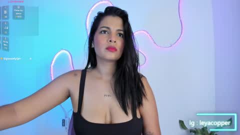 Snapshot of leyacopper chatting on 05/21/26, 11:12 Leya online show from 05/21/26, 11:12