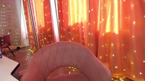 Snapshot of leyaloveee chatting on 06/14/26, 02:24 Your Leya online show from 06/14/26, 02:24