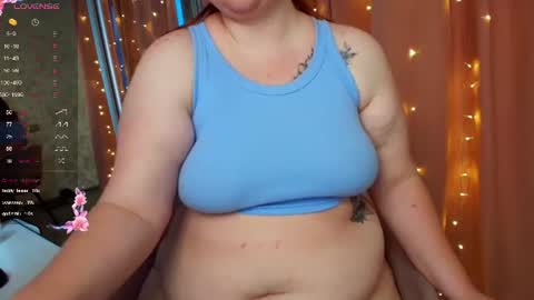 Snapshot of leyaloveee chatting on 07/25/26, 11:57 Your Leya online show from 07/25/26, 11:57