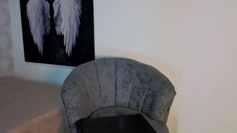 Leyla online show from 04/14/26, 12:33