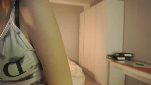 Snapshot of leyla_grace chatting on 06/06/26, 06:40 leyla_grace online show from 06/06/26, 06:40