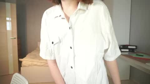 Snapshot of leyla_grace chatting on 06/07/26, 05:22 leyla_grace online show from 06/07/26, 05:22