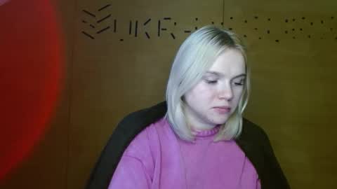 Leyla online show from 01/16/26, 12:09