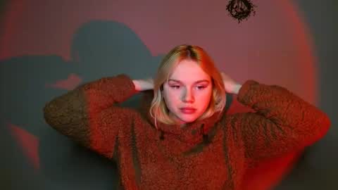 Leyla online show from 01/19/26, 08:07