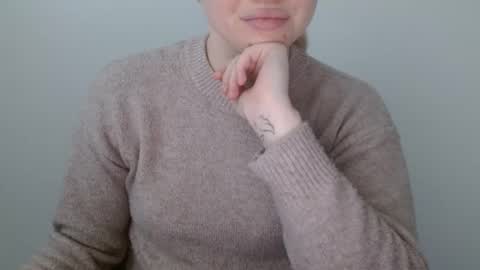 Leyla online show from 03/31/26, 05:52