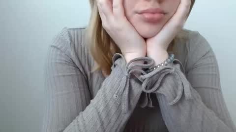 Leyla online show from 05/22/26, 06:20