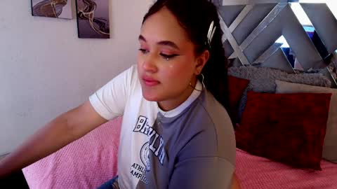 Snapshot of leyla_zr chatting on 05/26/26, 06:26 leyla_zr online show from 05/26/26, 06:26