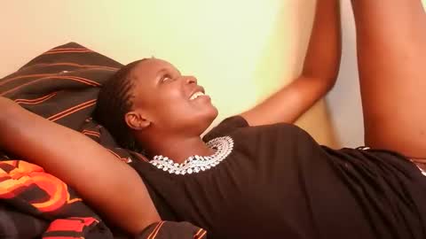 leylacuty13 online show from 04/02/26, 01:47