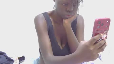 Snapshot of leylani69 chatting on 07/13/26, 04:26 laylani69 online show from 07/13/26, 04:26