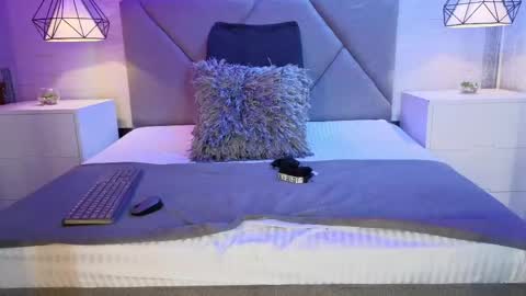 lhiam online show from 05/11/26, 04:37