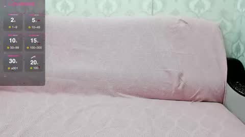 Snapshot of lia1243756 chatting on 12/22/24, 10:06 LEANNAA online show from 12/22/24, 10:06