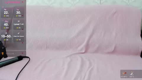 Snapshot of lia1243756 chatting on 02/18/25, 09:54 LEANNAA online show from 02/18/25, 09:54