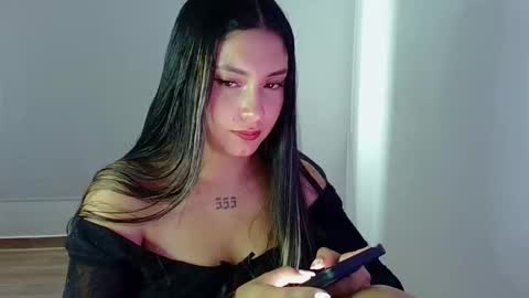 Lia  online show from 02/06/26, 09:40