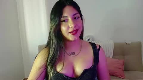 Snapshot of lia_14_ chatting on 05/26/26, 09:44 Lia online show from 05/26/26, 09:44