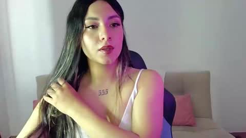 Snapshot of lia_14_ chatting on 06/06/26, 05:28 Lia online show from 06/06/26, 05:28
