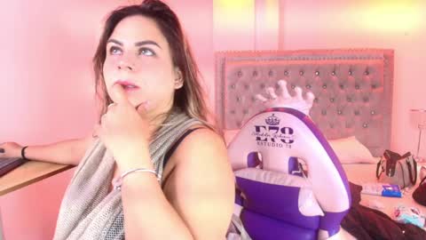 Lia  online show from 06/04/26, 03:34