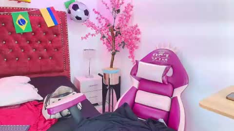 Snapshot of lia_adamsss chatting on 07/05/26, 03:23 Lia online show from 07/05/26, 03:23