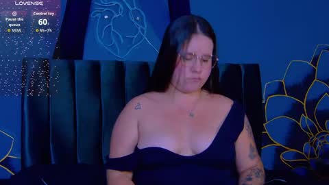 Lia Avalon online show from 05/22/26, 11:38