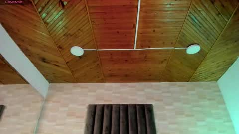 Lia online show from 10/21/25, 12:06