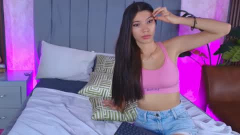 Snapshot of lia_banksgb chatting on 02/28/25, 02:09 Maria Jose Lujan online show from 02/28/25, 02:09