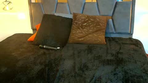  LIA  online show from 04/18/26, 07:58