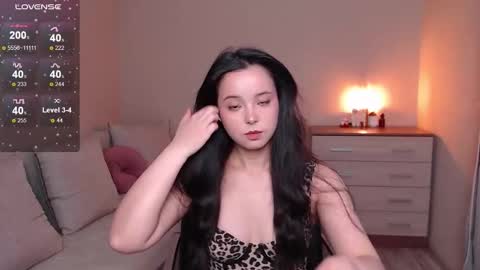 L I A online show from 10/12/25, 02:27