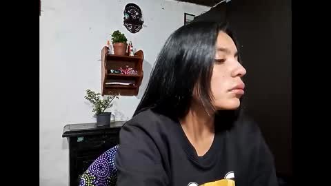 Lia online show from 02/10/25, 02:08