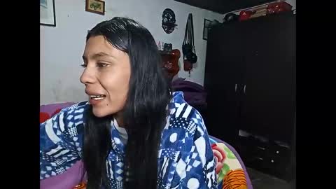 Lia online show from 02/15/25, 11:39