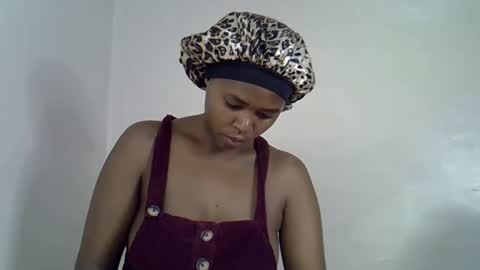 lia online show from 09/21/25, 12:34