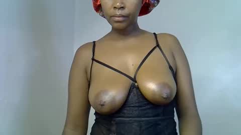 lia online show from 09/23/25, 02:58