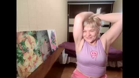 lia independent model online show from 12/10/24, 12:49