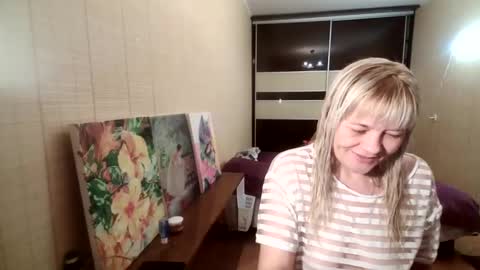 lia independent model online show from 12/18/24, 06:57