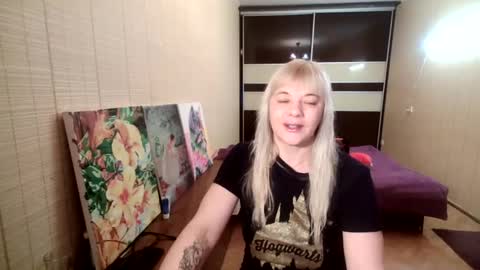 lia independent model online show from 02/03/25, 10:25