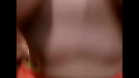 lia independent model online show from 02/24/25, 11:54