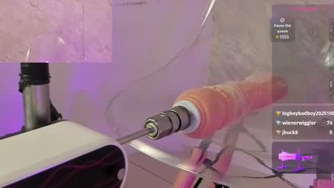 lia_little18 online show from 02/13/25, 10:02