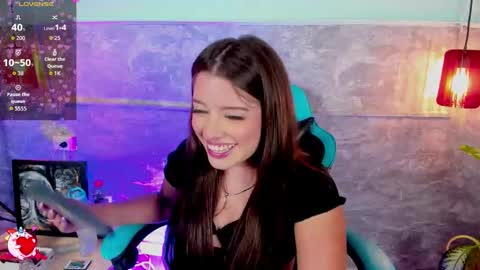 lia_little18 online show from 10/27/25, 04:16