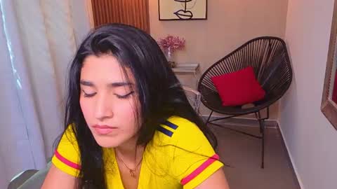 Snapshot of lia_mar_ chatting on 06/23/26, 06:17 LIA online show from 06/23/26, 06:17