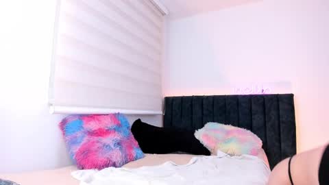 Little Queen Lia  online show from 02/13/25, 09:38