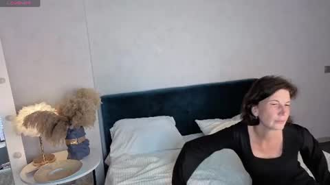Snapshot of lia_reyn chatting on 06/25/26, 11:59 lia_reyn online show from 06/25/26, 11:59
