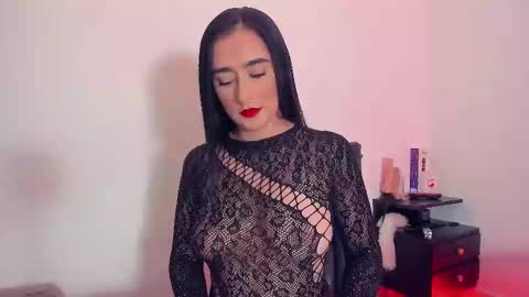 Snapshot of lia_sharlote chatting on 03/05/25, 09:16 Sharlote online show from 03/05/25, 09:16