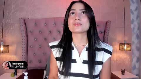 lia_sofiia online show from 01/17/26, 08:41