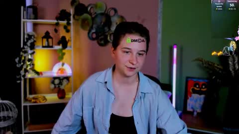 Lia online show from 09/13/25, 09:20