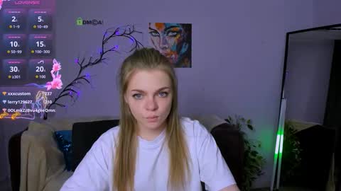 Lia online show from 09/13/25, 09:47