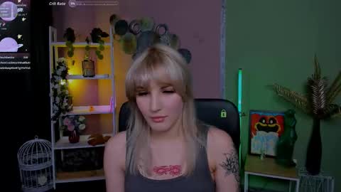 Lia online show from 09/29/25, 07:40